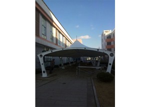 央子中學膜結構自行車棚